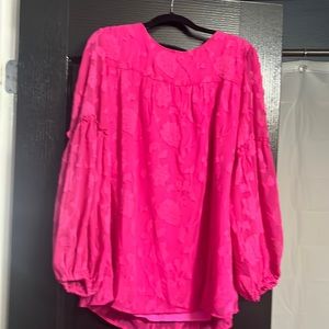 Ladies size extra large, hot pink floral blouse